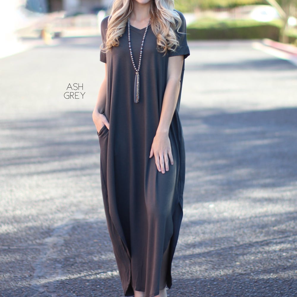 Side Split Pocket Maxi Dress | S-XL | Effortless Style | V-Neckline | On-Seam Pockets | Flirty Side Slits