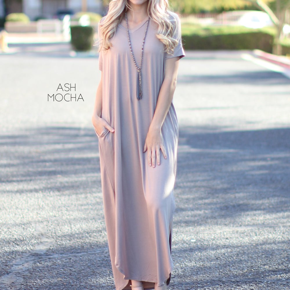 Side Split Pocket Maxi Dress | S-XL | Effortless Style | V-Neckline | On-Seam Pockets | Flirty Side Slits