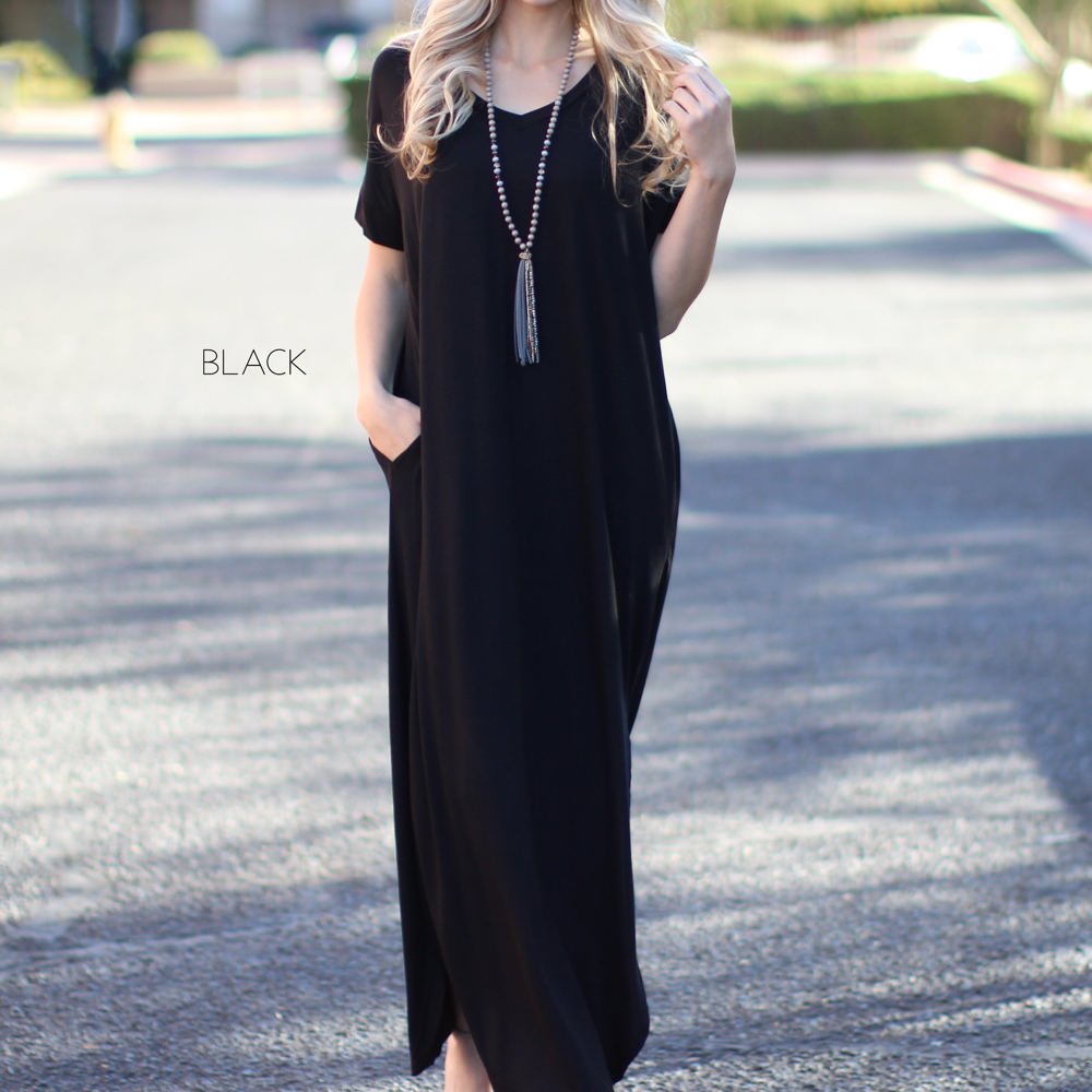 Side Split Pocket Maxi Dress | S-XL | Effortless Style | V-Neckline | On-Seam Pockets | Flirty Side Slits