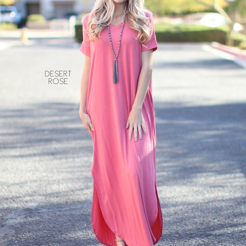 Side Split Pocket Maxi Dress | S-XL | Effortless Style | V-Neckline | On-Seam Pockets | Flirty Side Slits