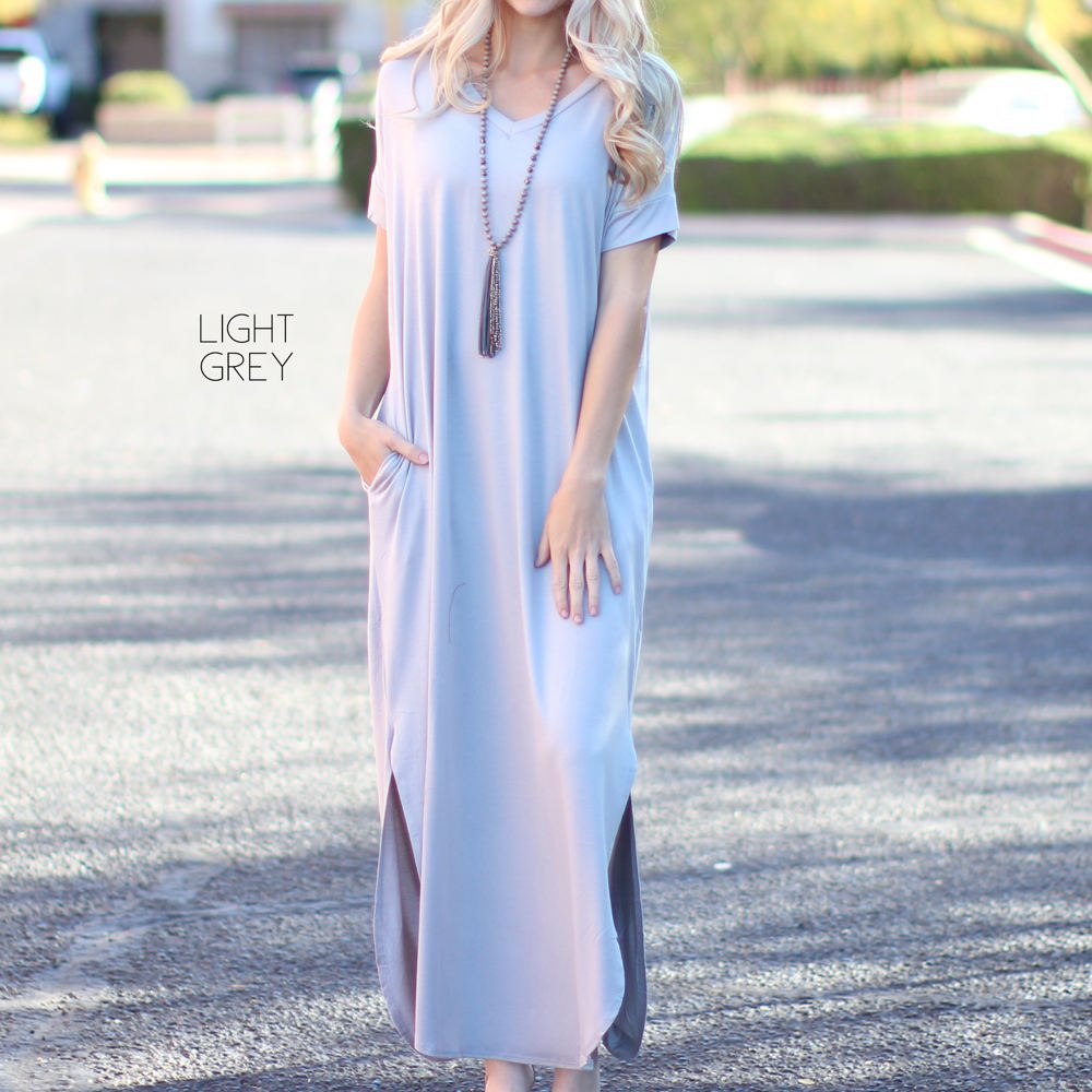 Side Split Pocket Maxi Dress | S-XL | Effortless Style | V-Neckline | On-Seam Pockets | Flirty Side Slits