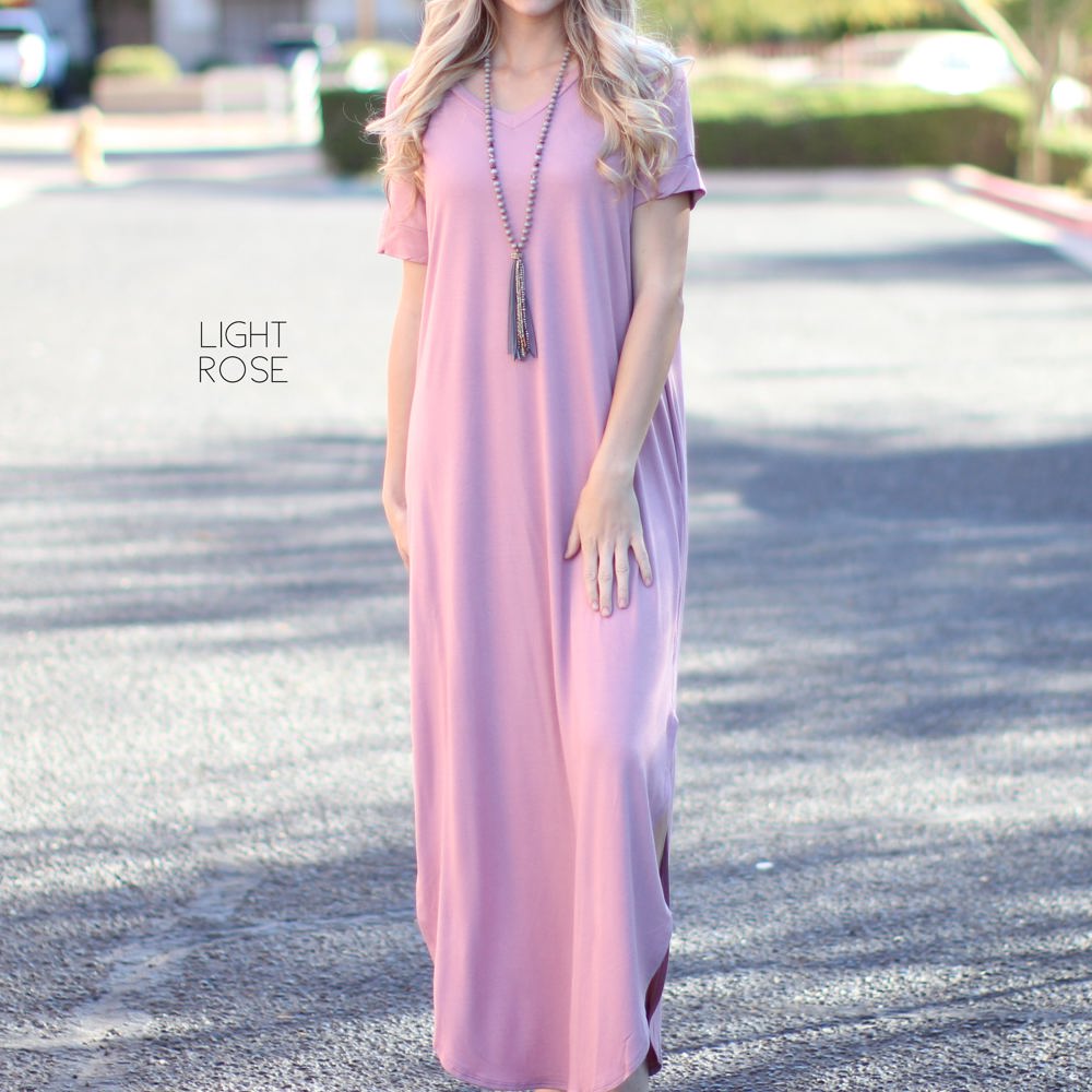 Side Split Pocket Maxi Dress | S-XL | Effortless Style | V-Neckline | On-Seam Pockets | Flirty Side Slits