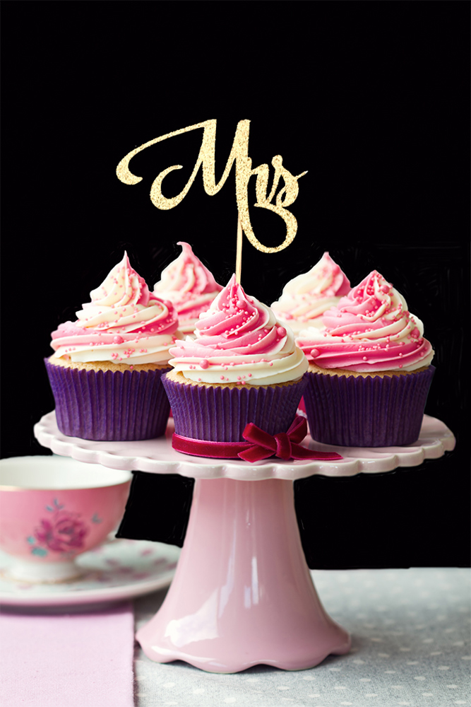 Mrs Cupcake Topper