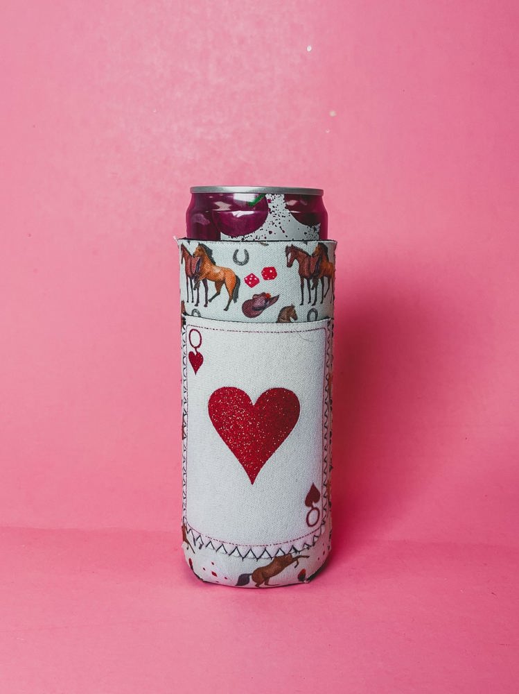 Peachy Keen Queen of Hearts Slim Can Cooler