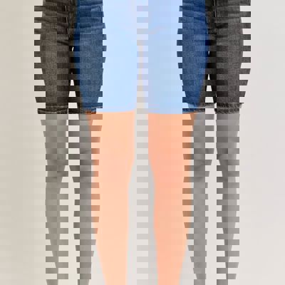 Judy Blue Mid Rise Bermuda Denim Short 152108