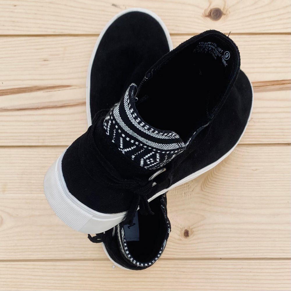 Very G "Whisper" Black Aztec Fringe Slip-on Shoes