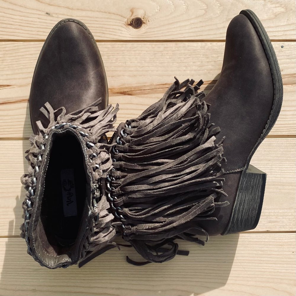 Very G "Juno" Taupe Fringe Bootie