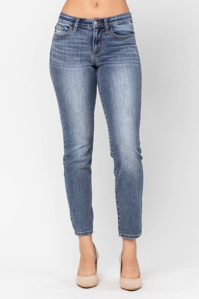 Judy Blue Mid-Rise Classic Slim Denim 82180