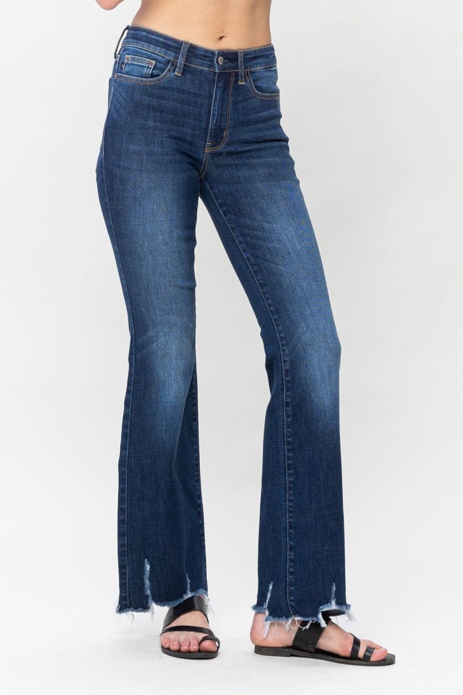 Judy Blue Mid Rise Non Distressed Hem Bootcut Denim 82519