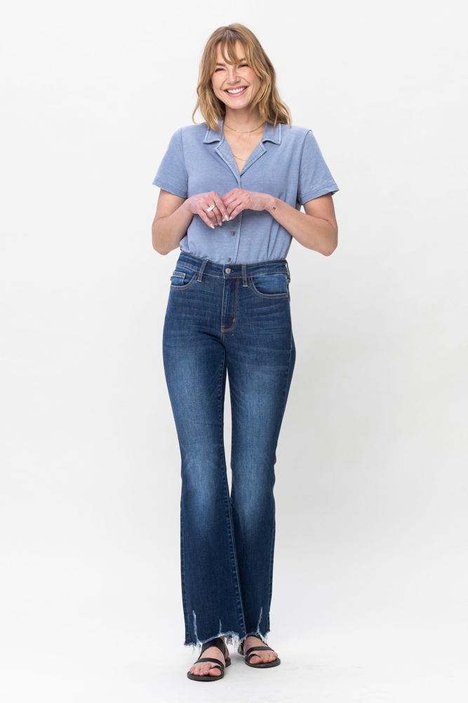 Judy Blue Mid Rise Non Distressed Hem Bootcut Denim 82519