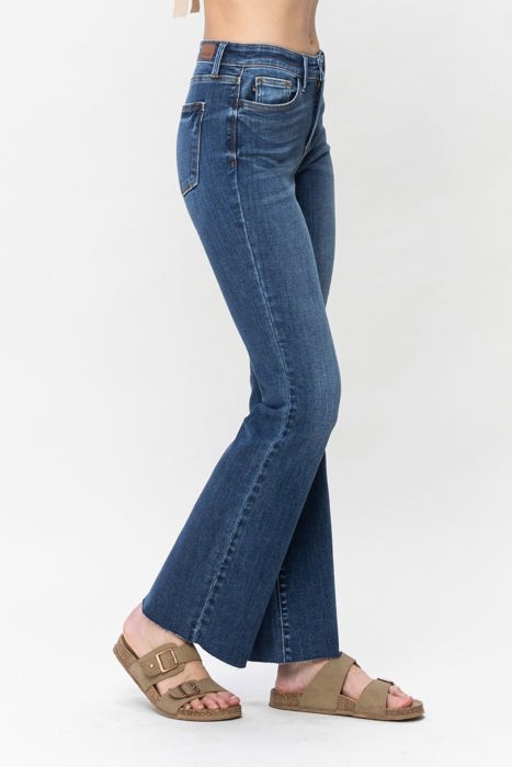 Judy Blue Mid Rise Harsh Contrast Wash and Cut Hem Bootcut Denim Jeans 82550