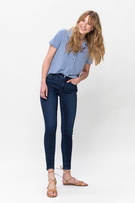 Judy Blue Mid Rise Classic Crinkle Ankle Detail Skinny Denim Jeans 82505