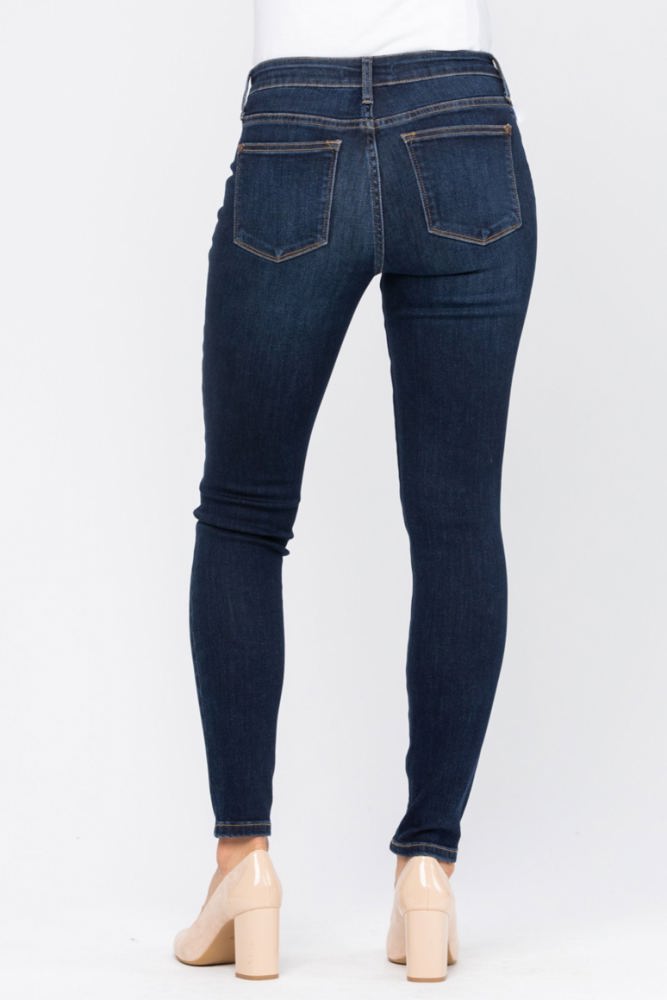 Judy Blue Bloom Maternity Mid Rise Skinny Denim 9801