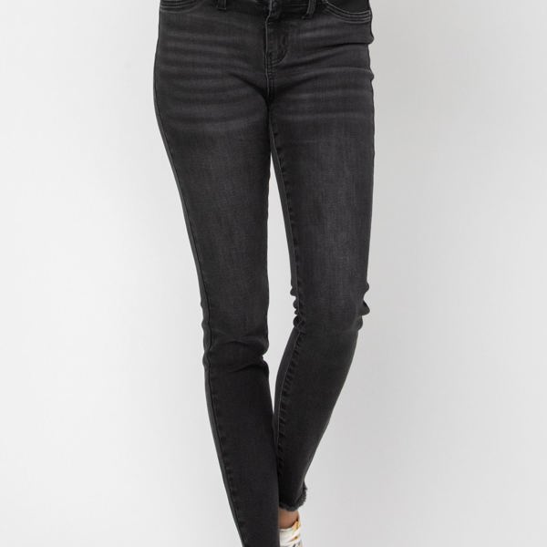 Judy Blue Bloom Maternity Skinny Denim 9804