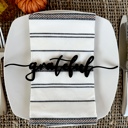 (4) Grateful Wooden Thanksgiving Place Setting Words