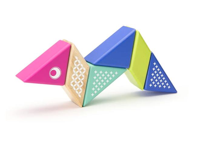 Hummingbird Magnetic Wooden Block Set