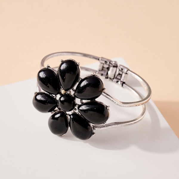 Black Stone Flower Statement Bracelet - FREE SHIPPING