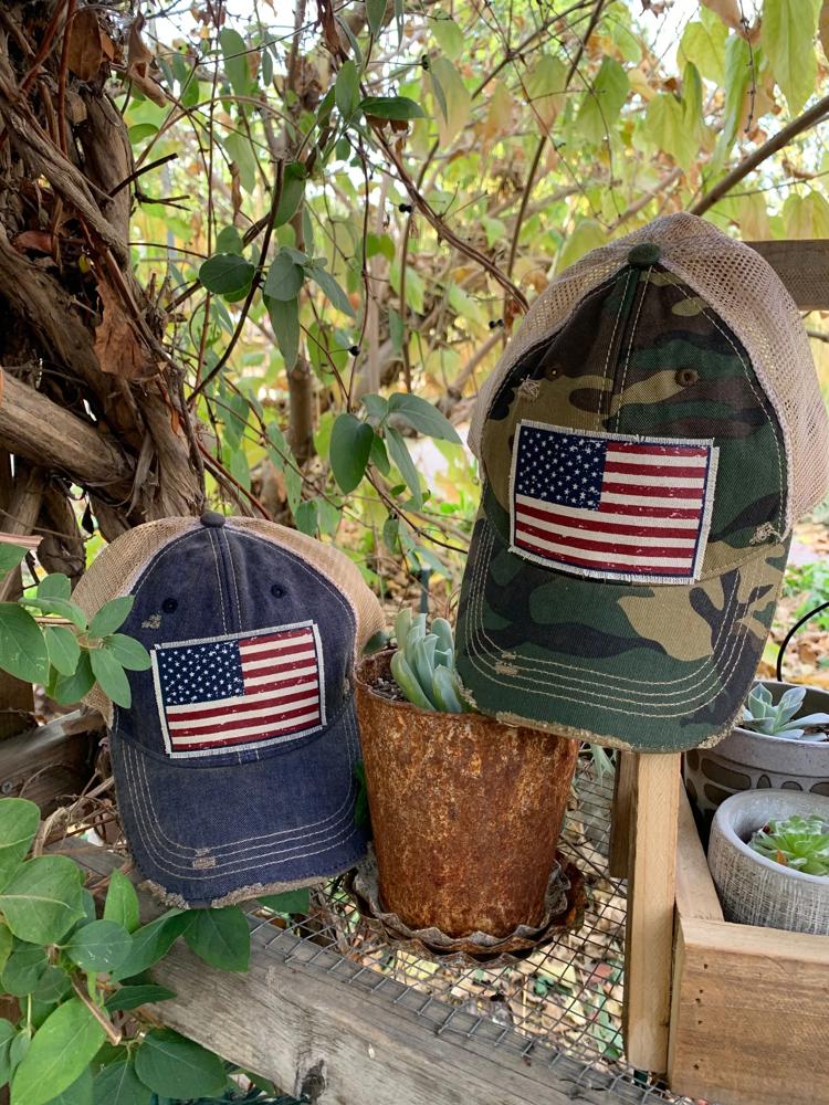 AMERICAN FLAG TRUCKER HAT