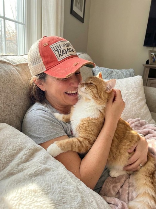 LIVE LOVE RESCUE TRUCKER HAT