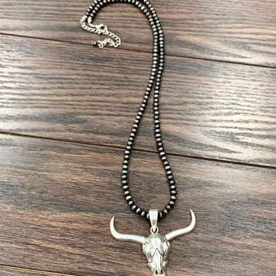 30" Navajo Bead Longhorn Pendant Necklace