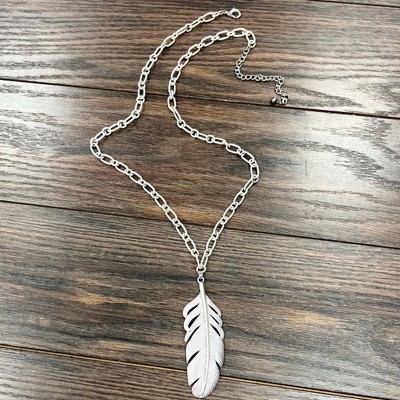 Beautiful Silver Feather Pendant Necklace 30"