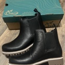 Size 6 Chaco Chelsea Boots