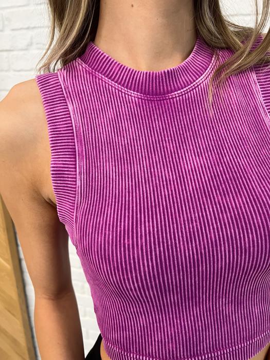 Over and Out Cropped Ribbed Tank in Lt
