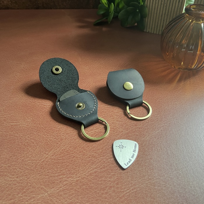 Metal Guitar Pick Keychain with Leather Pouch – Choose Your Style