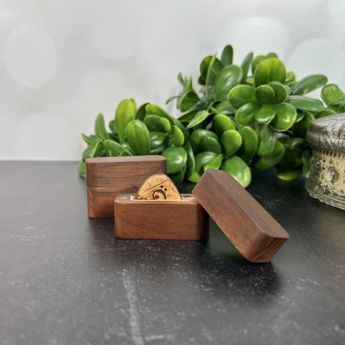 Custom Engraved Guitar Pick with Wooden Magnetic Box