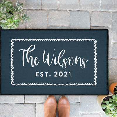 Custom Family Name Scallop Door Mat