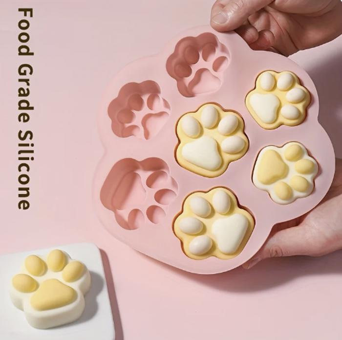 Paws - Silicone Pet Treat Mold