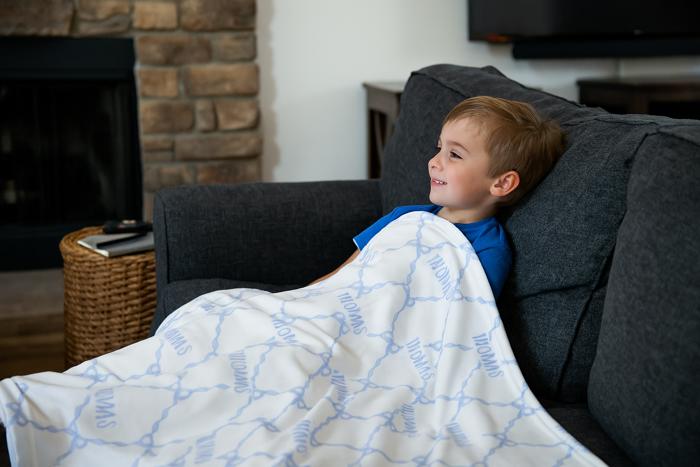 Personalized Blue Bow Nursery & Toddler Blanket