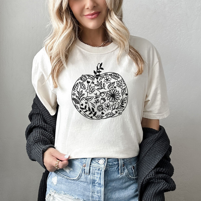 Cozy Thanksgiving Holiday Tees – Pumpkins, Turkeys, and Thankful Vibes, Family Gatherings, Holiday Comfort, Trendy Friendsgiving