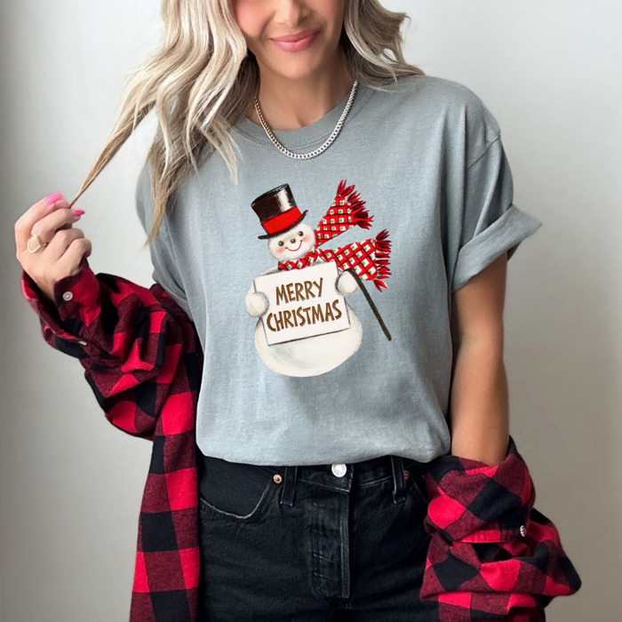 Vintage Christmas T-Shirts – Retro Holiday Tees with Santa, Snowman, Reindeer, and Festive Nostalgia