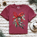 Small (UNISEX) Mistletoe: Chili Trendy Christmas T-Shirts, Santa, Reindeer, Gingerbread, and Festive Holiday Graphic Tees for Cookie Exchanges, Christmas Lights, and Holiday Gifts
