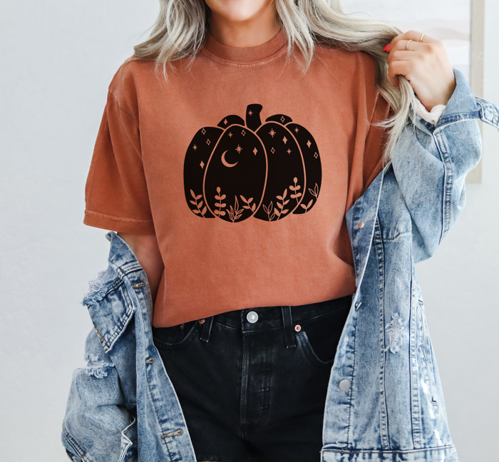 Trendy Fall and Halloween T-Shirts – Cute Spooky Season Graphic Tees for Moms, Teachers, Pumpkin Patch, and 31 Days of Halloween