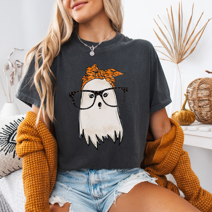 Trendy Fall and Halloween T-Shirts – Cute Spooky Season Graphic Tees for Moms, Teachers, Pumpkin Patch, and 31 Days of Halloween