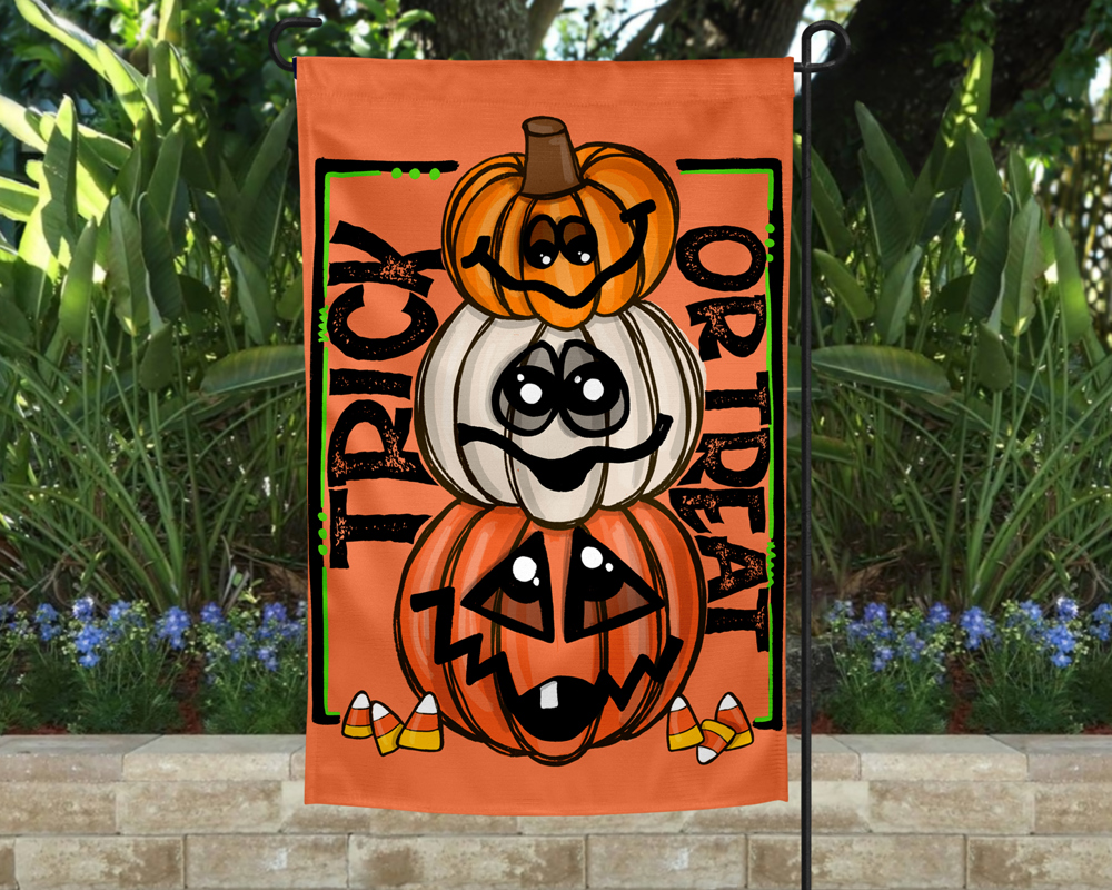 Garden Flag - Trick or Treat Stacked Pumpkins Candy