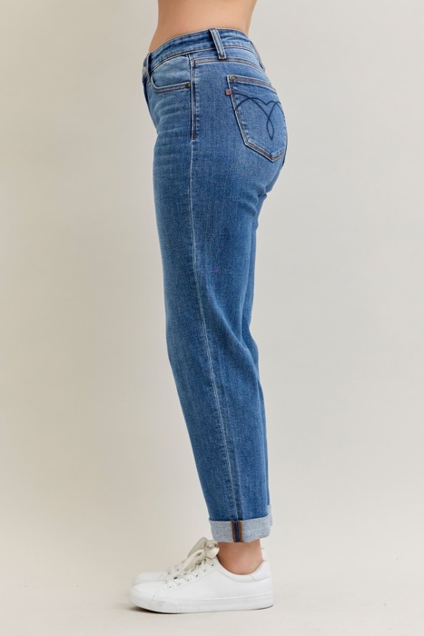 Judy Blue Mid Rise Boyfriend Jeans 
