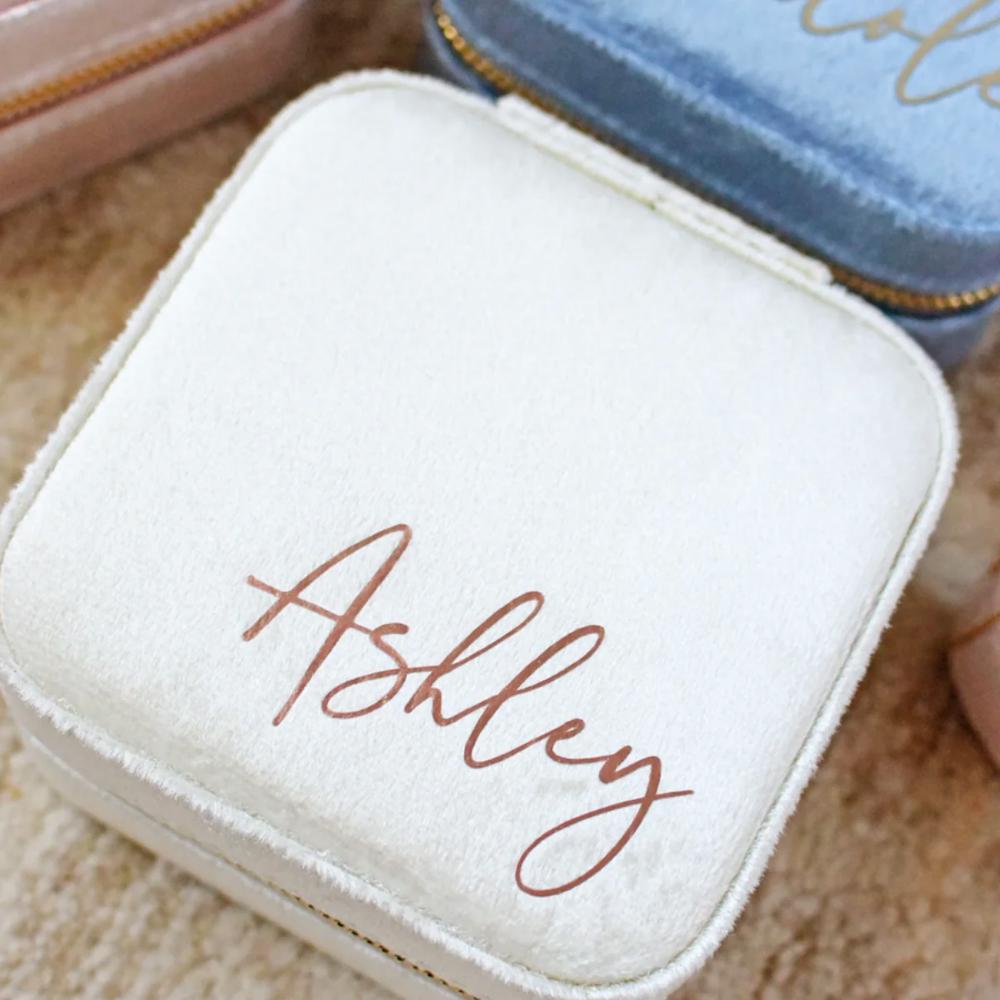 Personalized Velvet Jewelry Boxes, Bridesmaid Gift Jewelry Box, Personalized Gift for Women, Travel Jewelry Case Bridal Party Gift