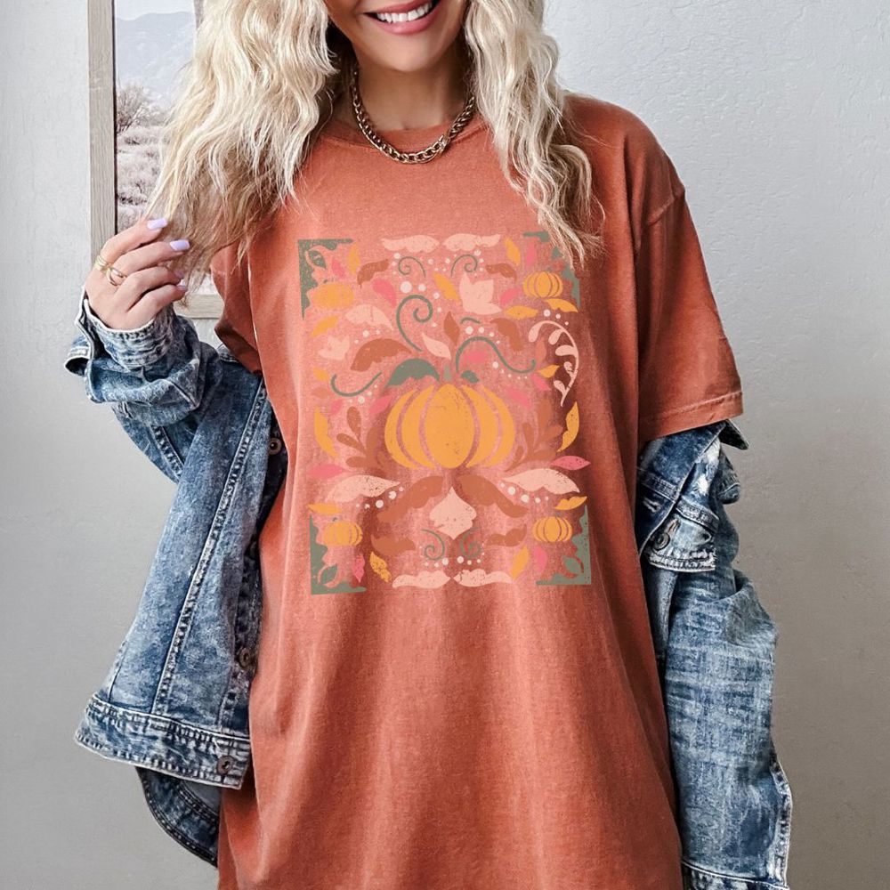 Fall Halloween Pumpkin Graphic Tee for Women, Halloween Vibes Tee, Autumn Pumpkin Patch Comfort Colors Tee