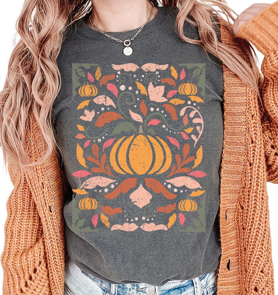 Fall Halloween Pumpkin Graphic Tee for Women, Halloween Vibes Tee, Autumn Pumpkin Patch Comfort Colors Tee