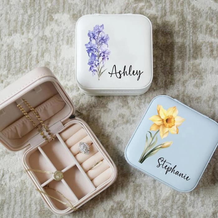 Birth Flower Jewelry Travel Case, Bridesmaid Gift, Personalized Birthday Gift, Pu Leather Jewelry Travel Case, Custom Jewelry Case