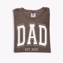  Custom Dad or Grandpa Shirt Year, Comfort Colors Tee Father's Day Gift – Personalized Men's T-Shirt for New Dads, Grandpa Birthday Gift, Matching Family Shirts