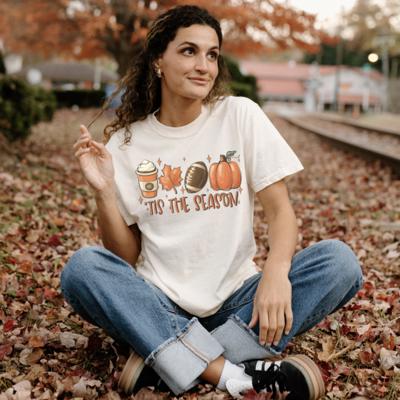Tis The Season Three Fall Essentials Comfort Colors Tee, Pumpkin, Latte & Leaf Fall Shirt, Cozy Autumn Graphic Tee for Women, Seasonal Aesthetic Top