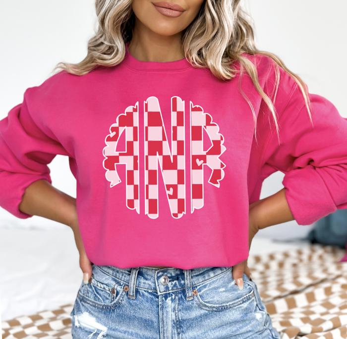 Custom Monogram Sweatshirt, Personalized Initial Crewneck, Heart Pattern Gildan Sweatshirt, Gift for Her, Oversized Cozy Pullover