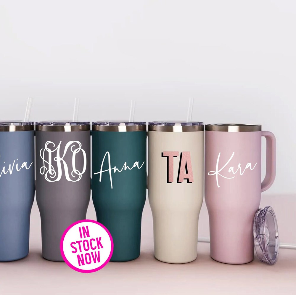 Personalized 40oz Tumbler with Handle & Straw Water Bottle Tumbler, Custom Large Cup Travel Mug, Bridal Party Tumblers 40oz Mug Gift MAARS