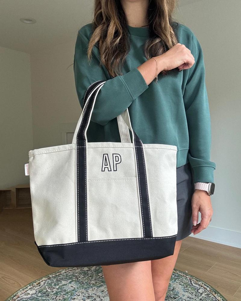 Personalized Medium Tote Bag, Medium Monogram Tote Bag, Canvas Tote, Bridesmaid Gift, Embroidered Classic Medium Tote, Teacher Bag, Bachelorette Party Beach Bag