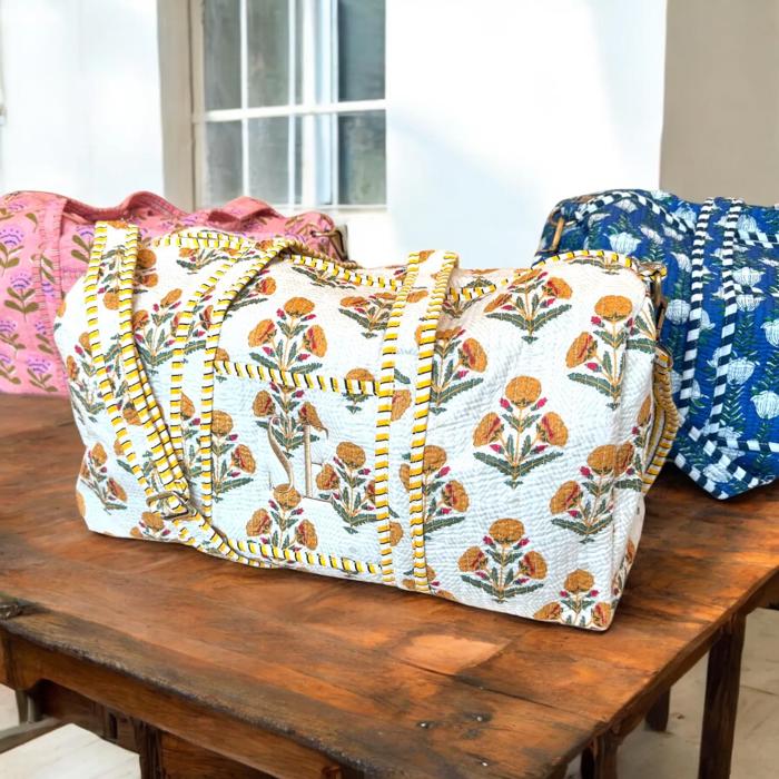 Embroidered Quilted Tote Bag, Monogrammed Duffle Bag Floral, Bridesmaid Gift, Bridal Party Bag, Overnight Bag with Zipper, Gift for Her