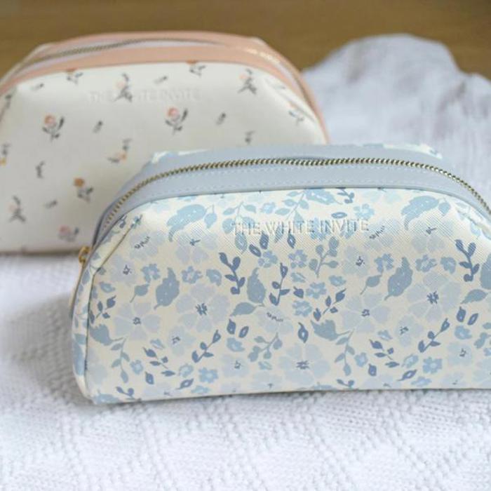 Floral Makeup Bag, Large Cosmetic Pouch, Gift for Women, Blue Blush Toiletry Bag Pouch Travel Bag, Aesthetic Skincare, Handmade